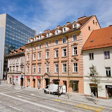 Apartment Optim Ljubljana Exteriör bild